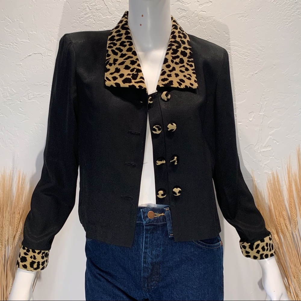 animal printed Blazer!